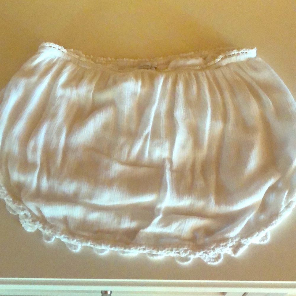 O’Neill White crop top